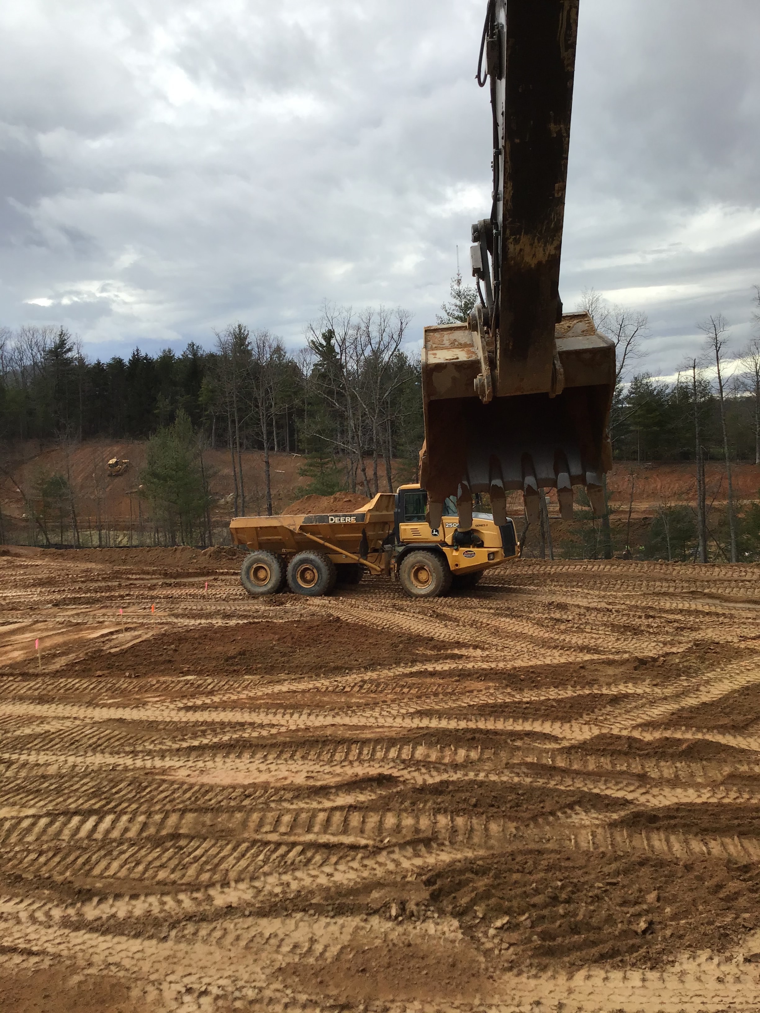 Dirt Hauling & Excavation